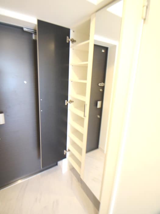 靴箱 ArtizA新大阪D.C.