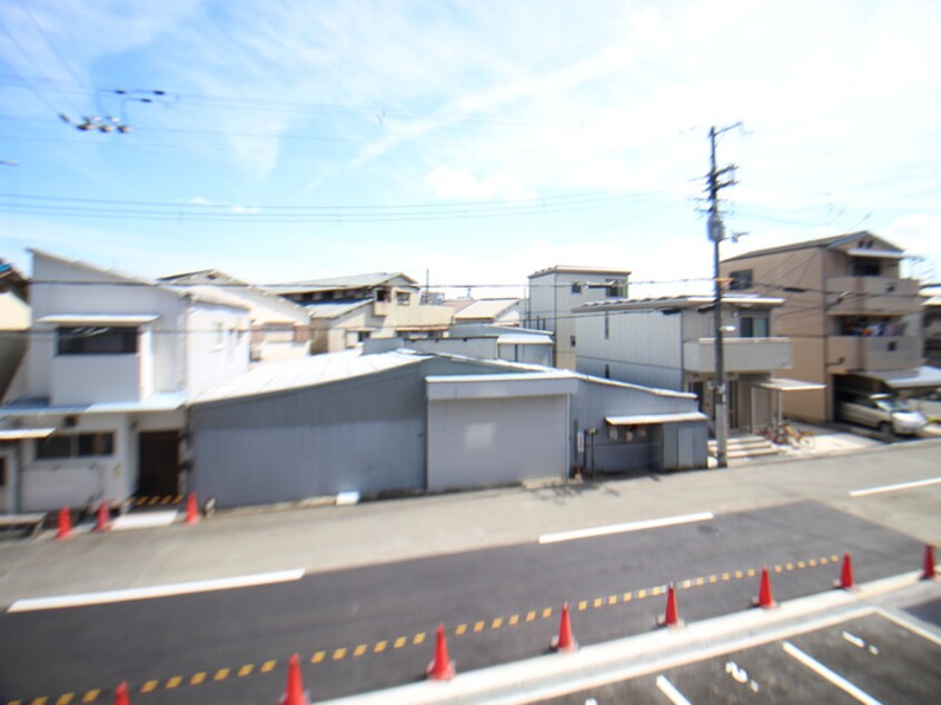 室内からの展望 ArtizA新大阪D.C.