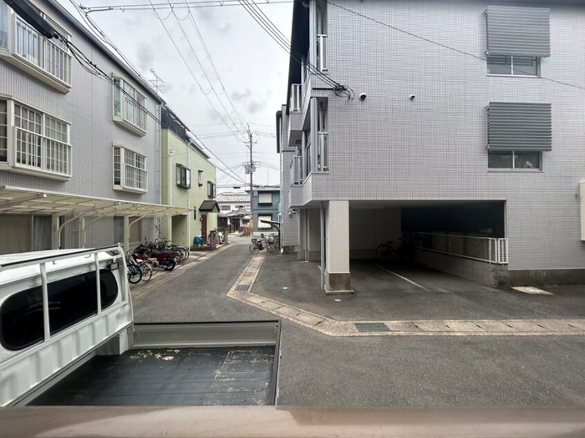 室内からの展望 ハイツ日野