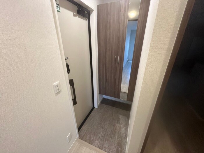 玄関 メゾン・ド・プティエル今津