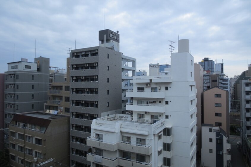 室内からの展望 アドバンス新大阪Ⅴ(1006)