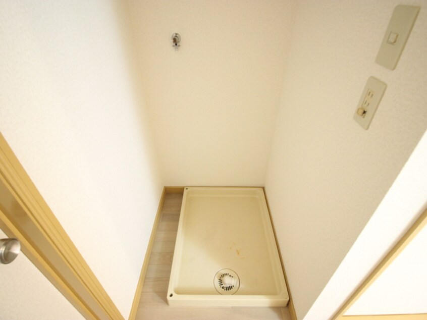 洗濯機置場 ドマ－ニベル