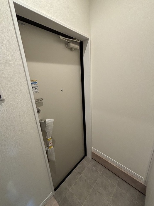 玄関 セレニティ大池町A棟