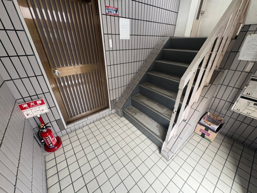 エントランス部分 咲良マンション