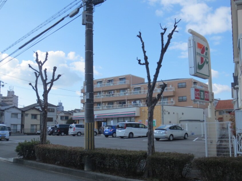 セブンイレブン(コンビニ)まで200m サンシャ３