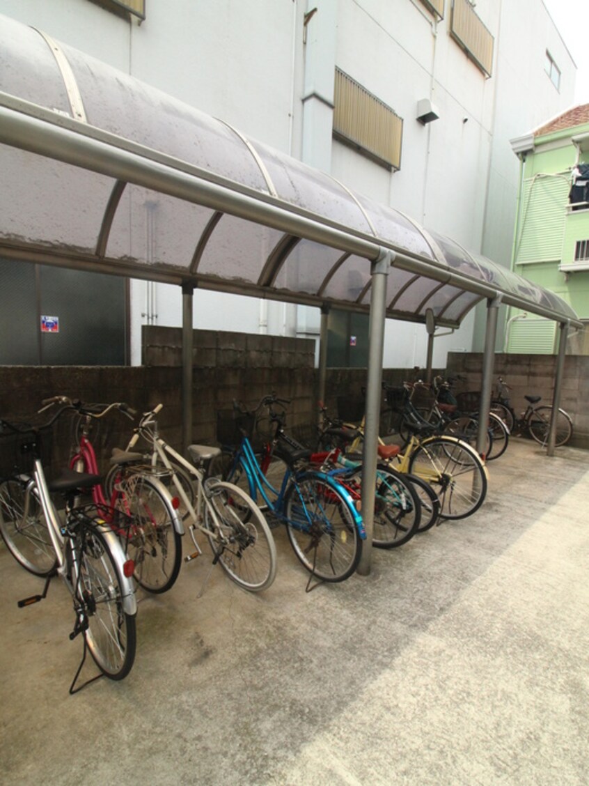 駐輪場 サンコート２１