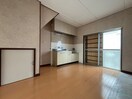 居室 吉川貸家