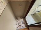 洗濯機置場 吉川貸家
