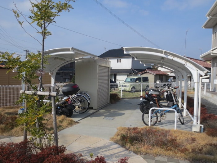 駐輪場 チェリ－ド－レ