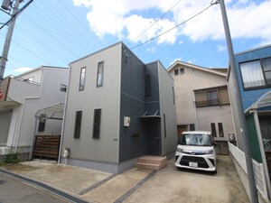 吹田市千里山竹園貸家Ｂ号