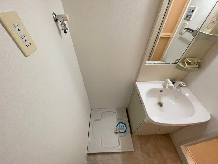 洗濯機置場 ﾚｼﾞｭｰﾙｱｯｼｭ神戸元町(1309)