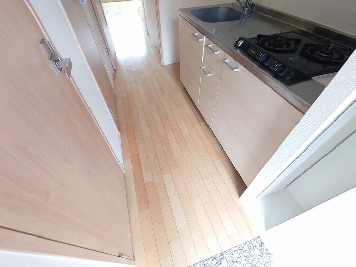 廊下 ﾚｼﾞｭｰﾙｱｯｼｭ神戸元町(1309)