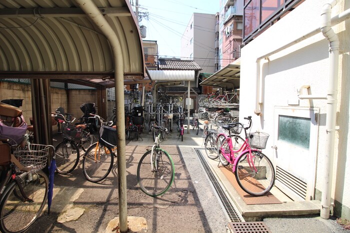 駐輪場 ロイヤルハイツ阿倍野