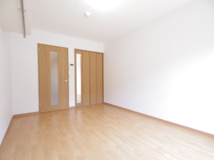 居室 メゾンビロング