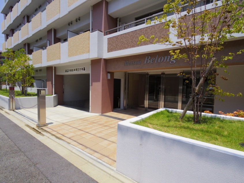 エントランス部分 メゾンビロング