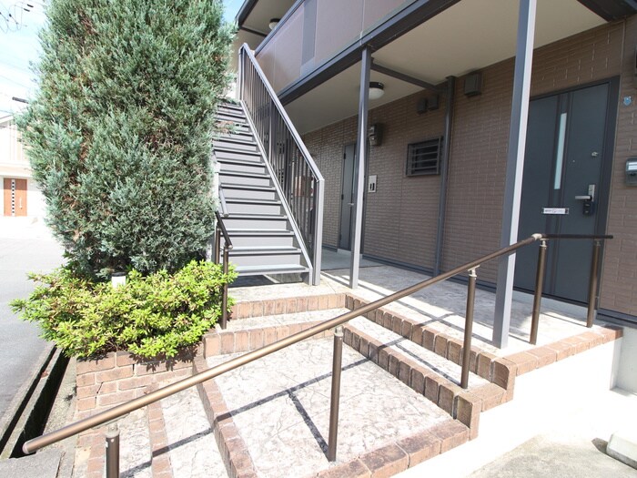 エントランス部分 グランコントゥ－ルＣ棟