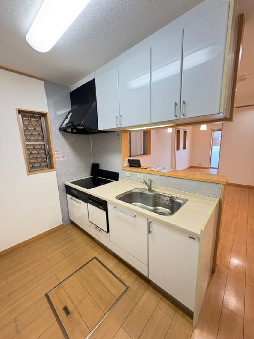 キッチン 堺区宿屋町西一丁目戸建て