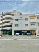 ウエストロ－の外観