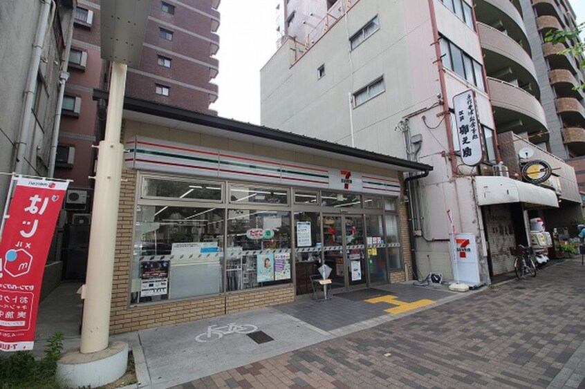 セブンイレブン京都堀川丸太町店(コンビニ)まで170m カストルム二条