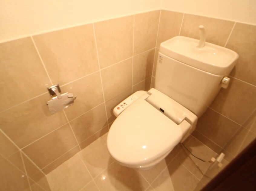 トイレ メープルコート