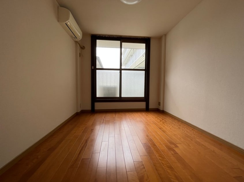 居室 コート舟木