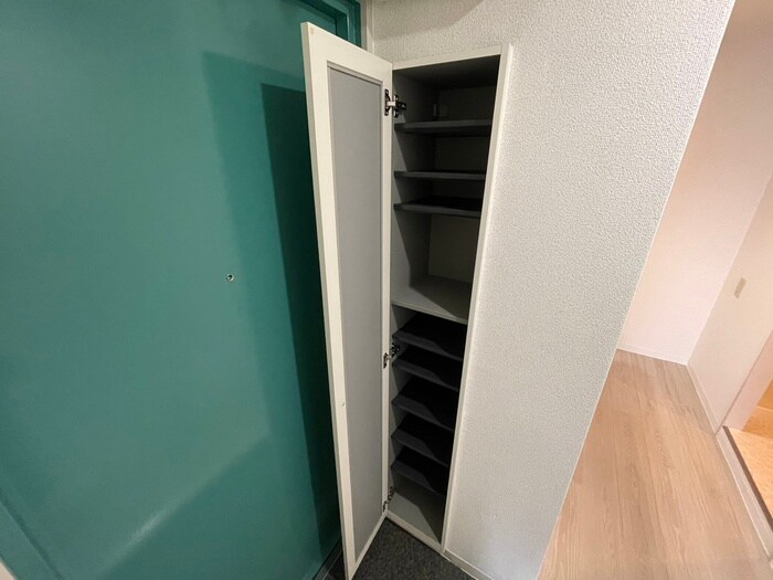 靴箱 フオンテ－ヌ曽根