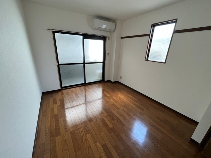 居室 プレステ－ジ岩本