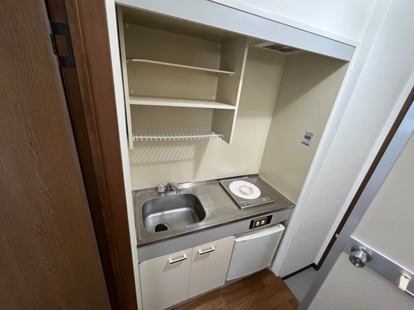 キッチン プレステ－ジ岩本