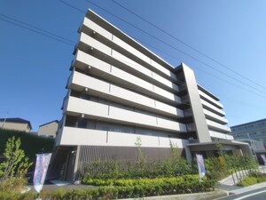 ﾌｧｰｽﾄﾌｨｵｰﾚ江坂ｶﾞｰﾃﾞﾝ(111)