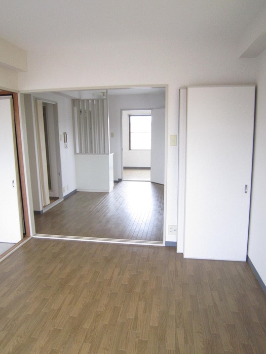 居室 サンワライフマンション