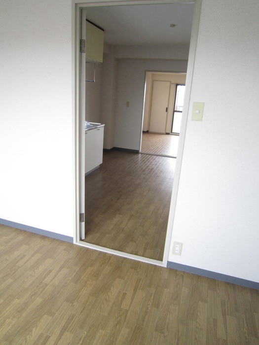 居室 サンワライフマンション