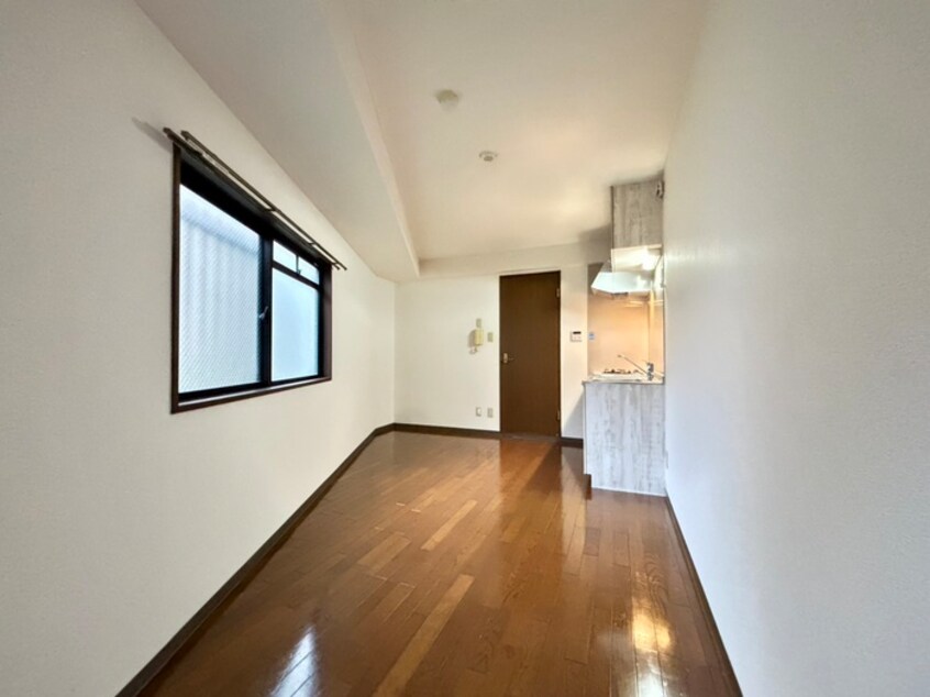 居室 サンプラザ三越