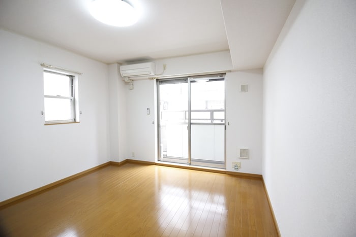 居室 グラ－ス・ジェルメ