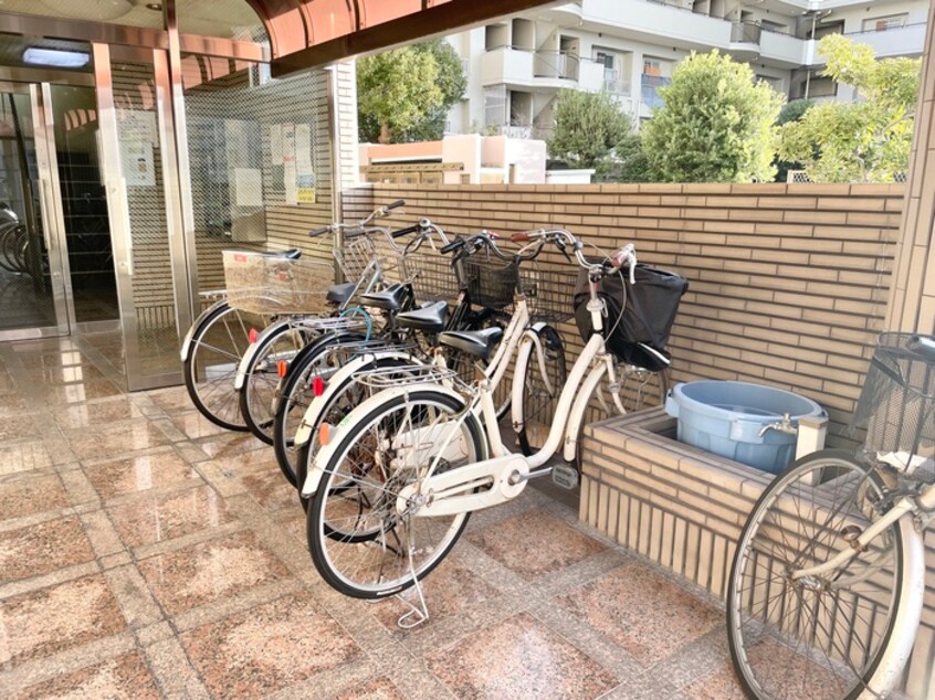 駐輪場 ジュネスあびこ