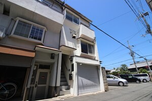 太秦乾町貸家