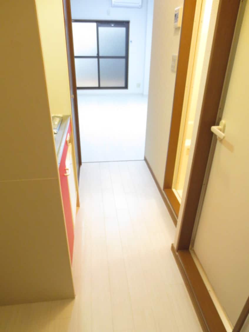 廊下 リーガルメゾン西冠Ⅰ