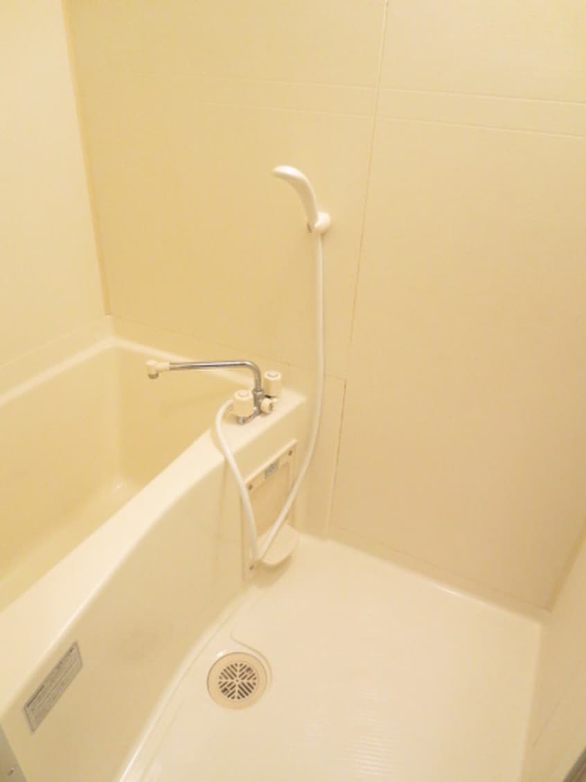 バス／シャワールーム等 リーガルメゾン西冠Ⅰ