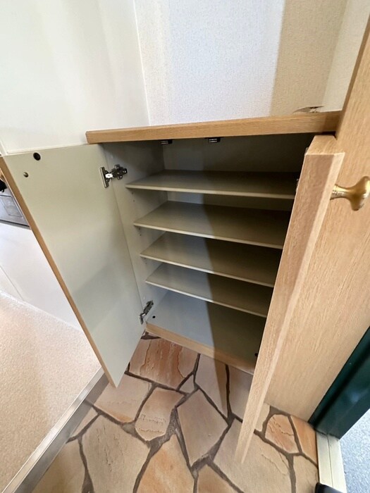 靴箱 ヒ－リングコ－ト御所西