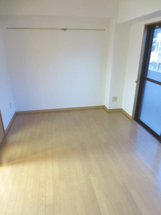 内観写真 アイボリ－マンション