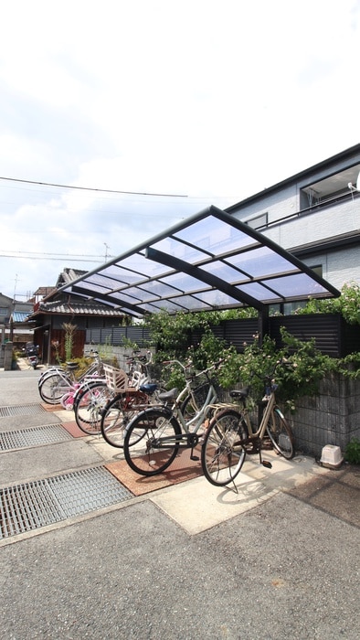 駐輪場 ラピスハイツ