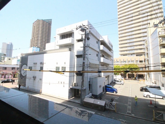 室内からの展望 プレサンス兵庫駅前(1001)