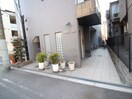 エントランス部分 ウィズユ－