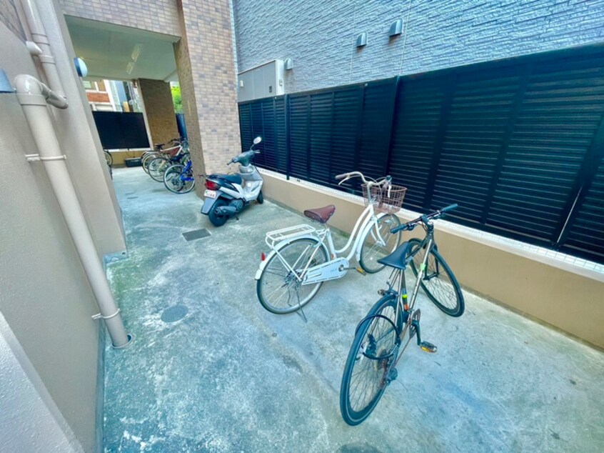 駐輪場 シャンティ千歳