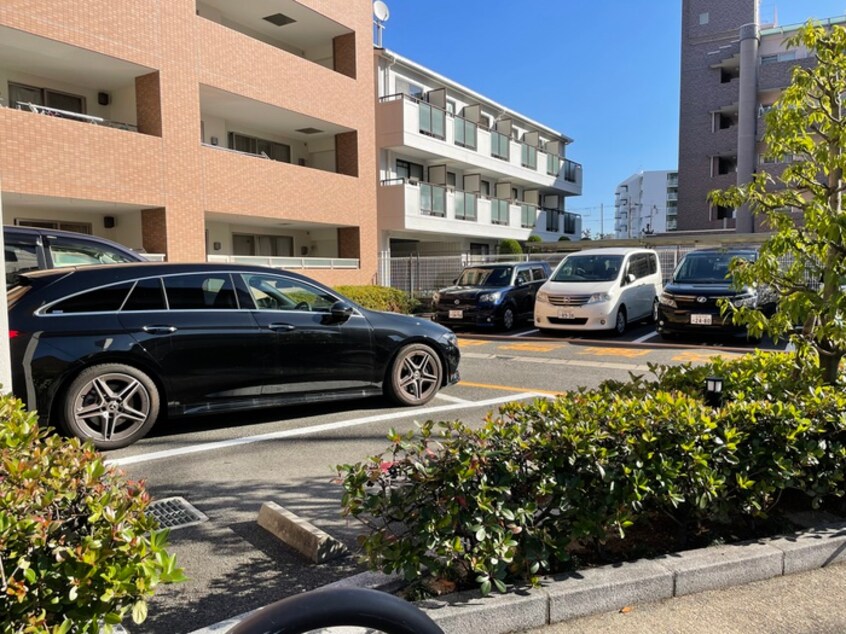 駐車場 アンソレイエ