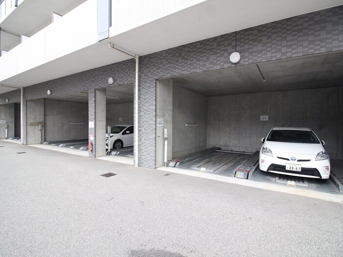 駐車場 ドルチェヴィータ新大阪