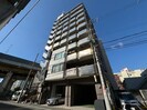 能川ビルの外観