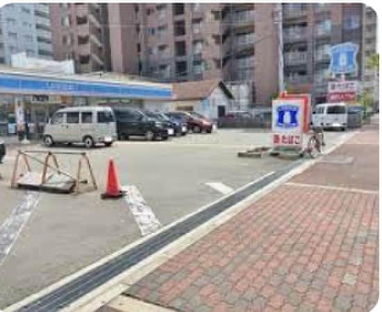 ローソン三田中央町支店(コンビニ)まで350m シェリル三田町