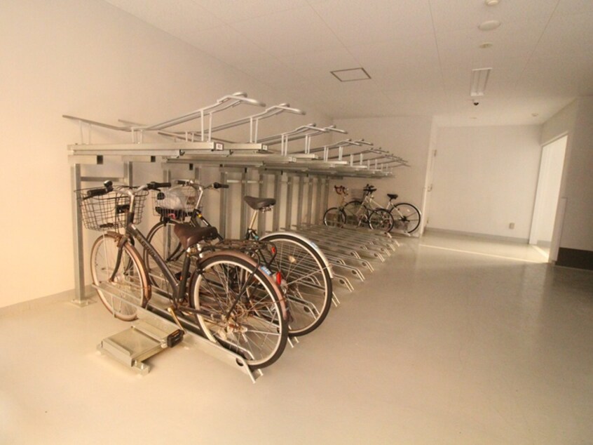 駐輪場 プレサンス三宮ポルト（905）