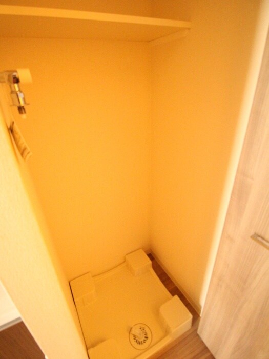 洗濯機置場 プレサンス三宮ポルト（905）