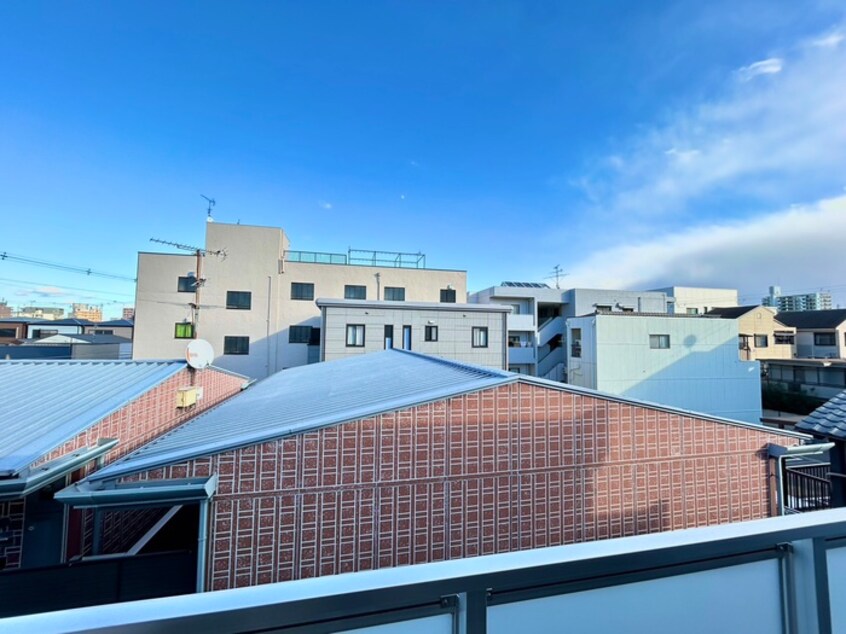 室内からの展望 リブリ・西今川